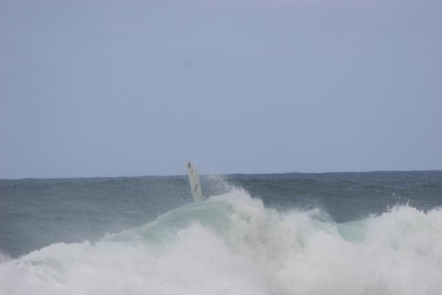 2007 Hawaii Vacation  0825 North Shore Surfing